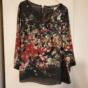 𝅺Rose and Olive Floral Blouse